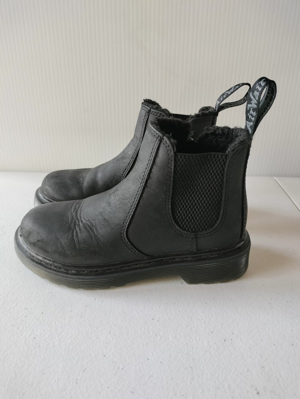 Dr Martens Junior Leonore 2976 Faux Fur Lined Black Leather Chelse Boots 12